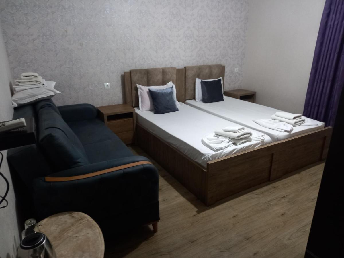 Hotel Zaira Tbilisi Exterior photo